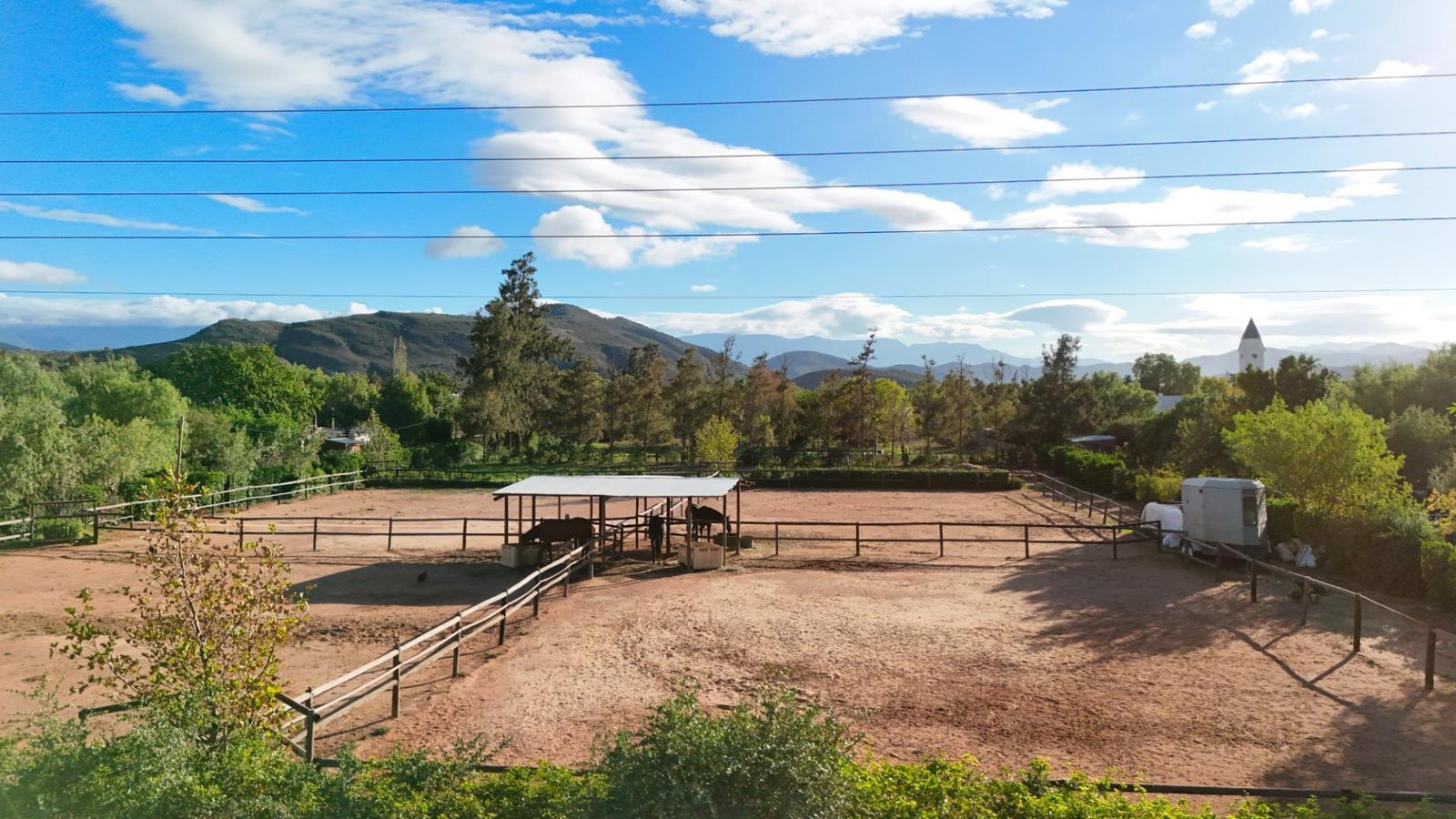 1 923 m² Land available in McGregor