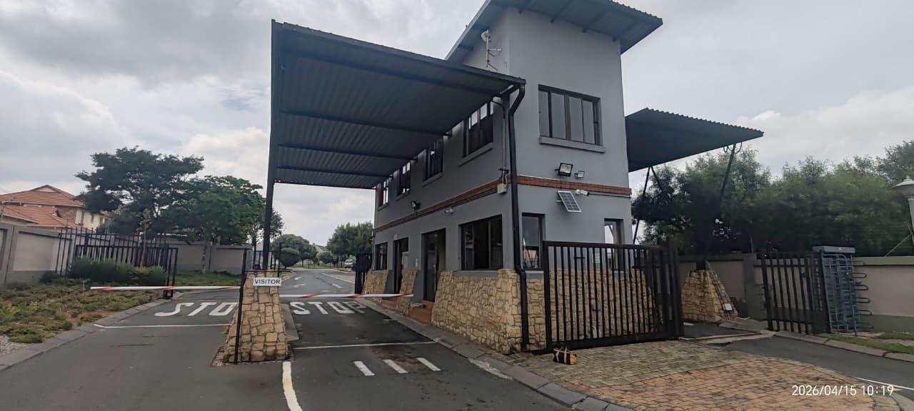 3 Bedroom Townhouse in Kosmosdal